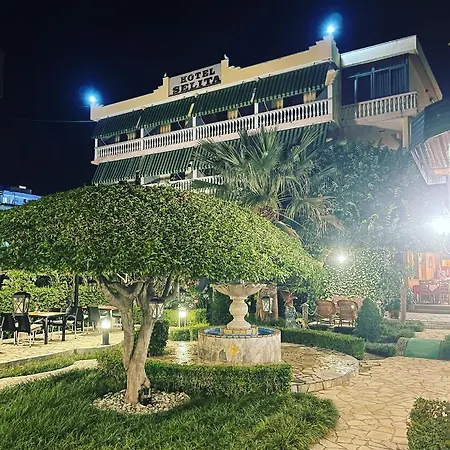 Hotell Selita 3*